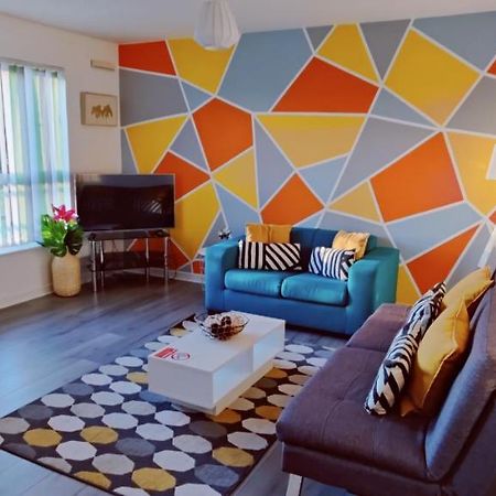 The Pent House - Lushio Apartments Нортхамптън Екстериор снимка
