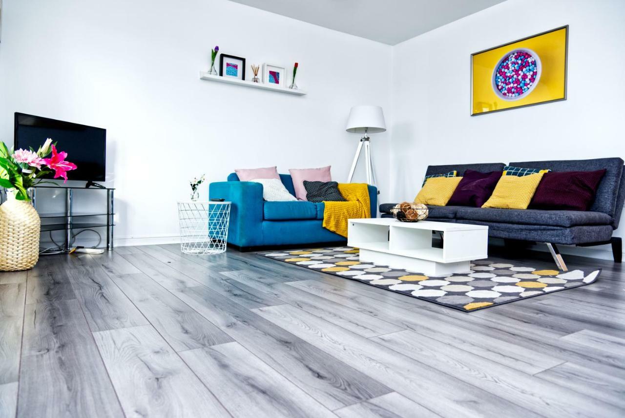 The Pent House - Lushio Apartments Нортхамптън Екстериор снимка